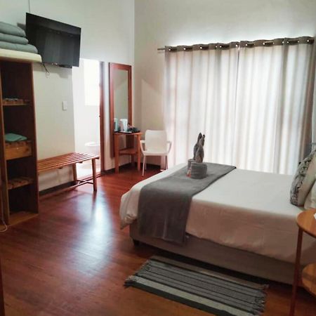 The Mole Guesthouse Swakopmund Ngoại thất bức ảnh